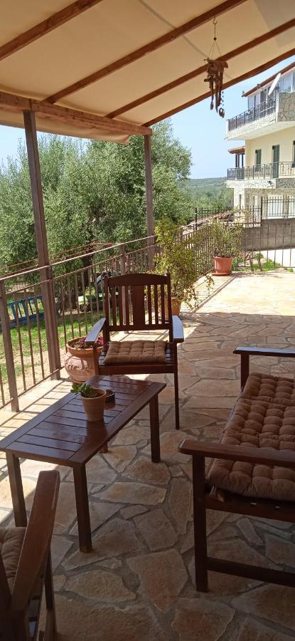 Kate'S Family House Villa Pylos Bagian luar foto